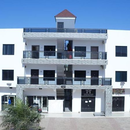 The View Apartments Brusubi Εξωτερικό φωτογραφία